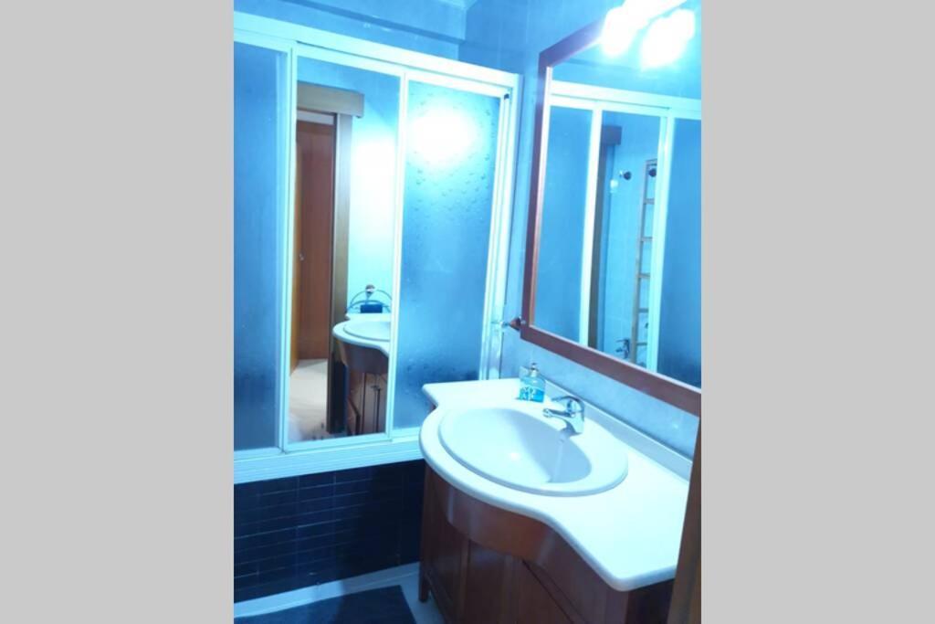 Beautiful And Cozy Apartment In Seville. מראה חיצוני תמונה